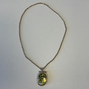 14K Gold Necklace w/ stone pendant